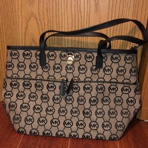 Michael Kors purse